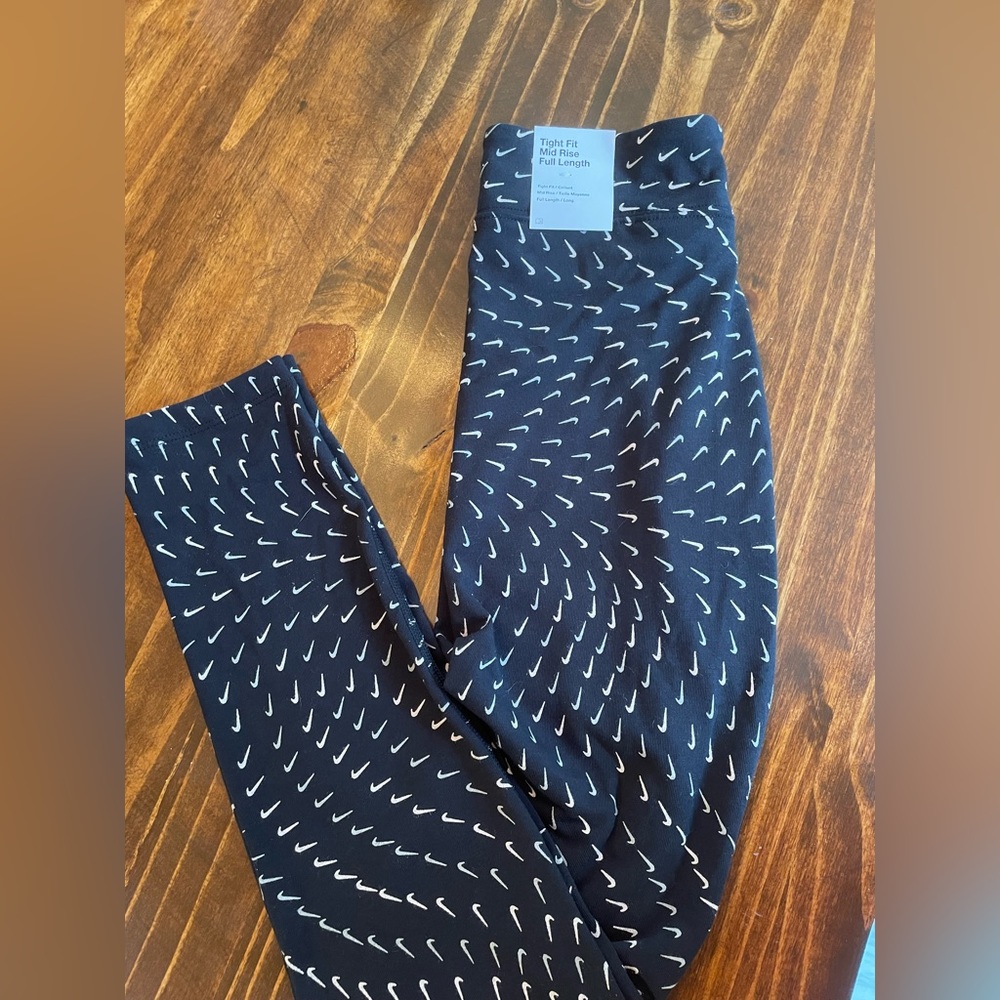 Nike girl’s leggings